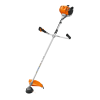 Guadañadora STIHL FS 235 en acción, con manillar abierto ergonómico