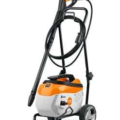 Hidrolavadora STIHL RE 125 de frente con sus accesorios, ideal para limpieza